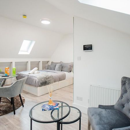 Spacious And Modern Studio In London G Екстер'єр фото