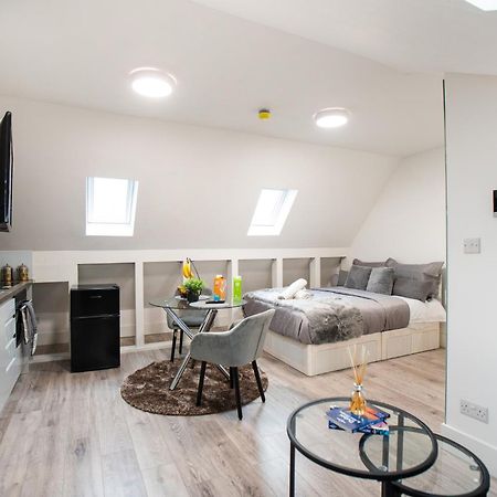 Spacious And Modern Studio In London G Екстер'єр фото