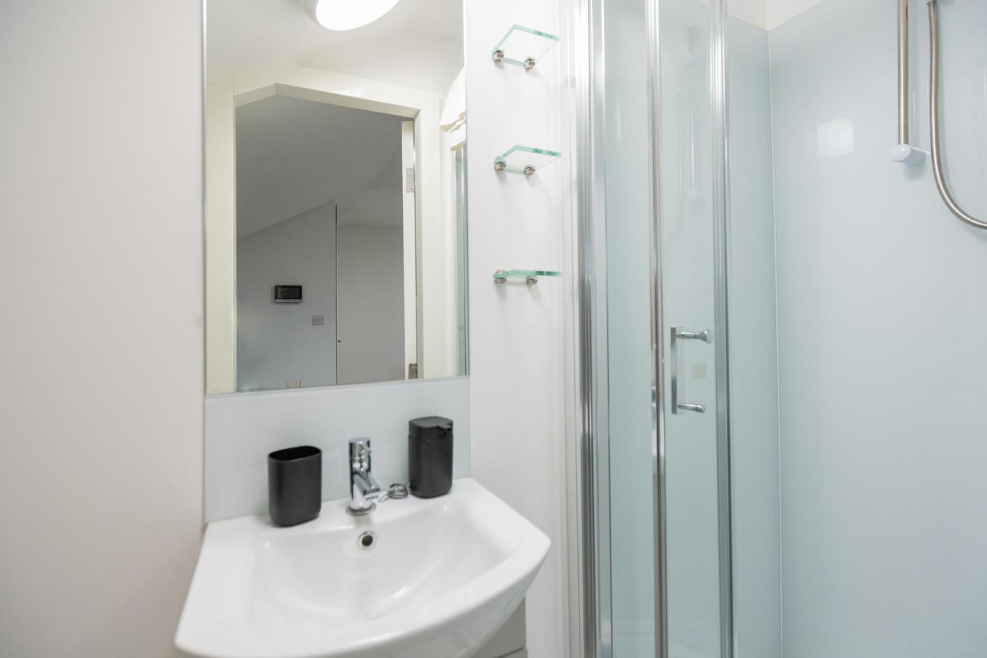 Spacious And Modern Studio In London G Екстер'єр фото