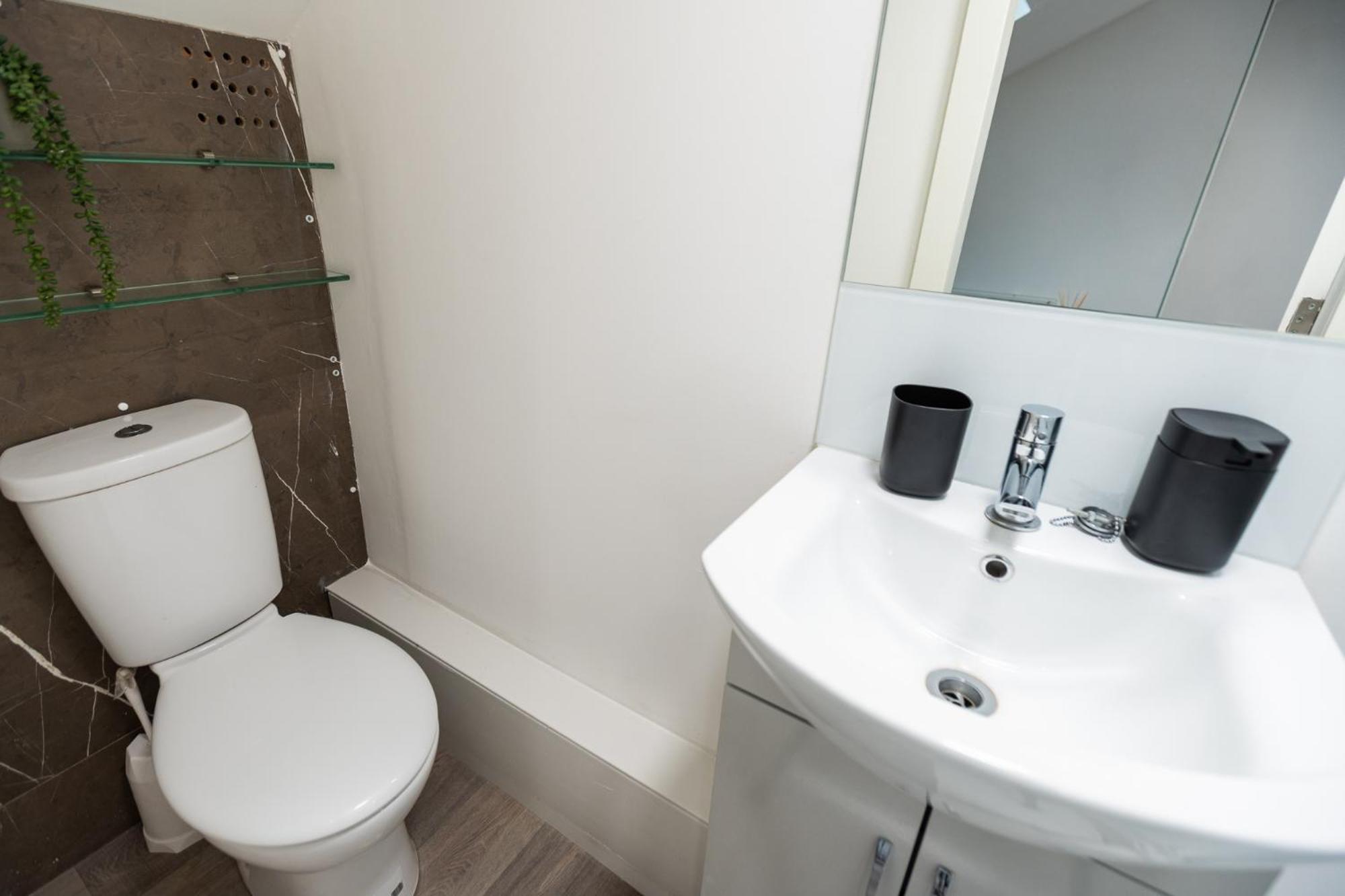 Spacious And Modern Studio In London G Екстер'єр фото